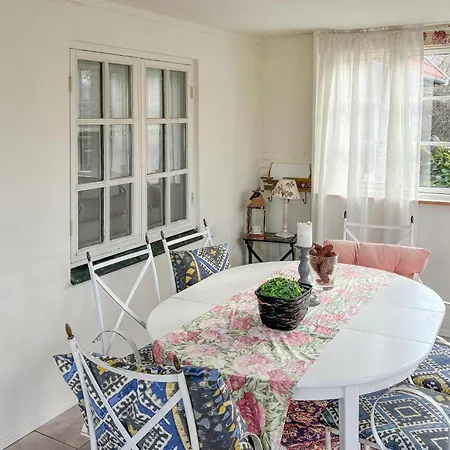 Casa vacanze Accogliente Casa Con 2 Da Letto A Væggerløse Bøtø By